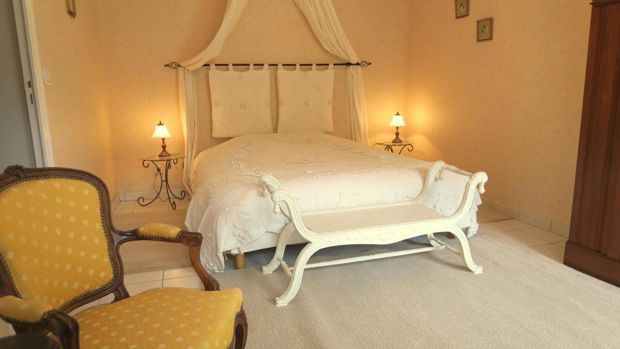 Les Salamandres, Chambres D'Hotes Pres De Chambord Montlivault ห้อง รูปภาพ